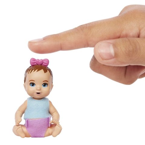 Lalka Barbie Dziecko i akcesoria - mycie zębów Lalka Barbie Dziecko i akcesoria - mycie zębów