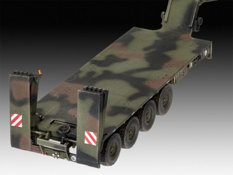 Model plastikowy SLT 50-3 Elefant + Leopard 2A4 Model plastikowy SLT 50-3 Elefant + Leopard 2A4