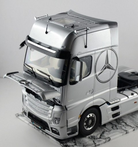 Mercedes Benz Actros MP4 Gigaspace Mercedes Benz Actros MP4 Gigaspace