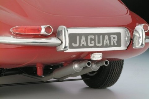 Model plastikowy Samochód Jaguar E Type 1/8 Model plastikowy Samochód Jaguar E Type 1/8