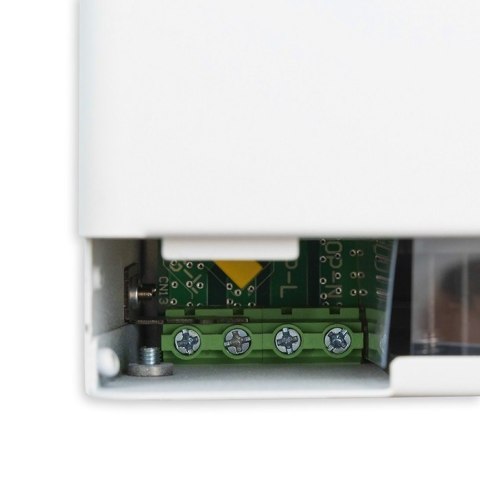 Hybrydowy Inwerter solarny Off-Grid 1500W 100A | 12V | MPPT | Sinus | Opcja Wi-Fi | Power Factor 1.0 Hybrydowy Inwerter solarny Off-Grid 1500W 100A | 12V | MPPT | Sinus | Opcja Wi-Fi | Power Factor 1.0