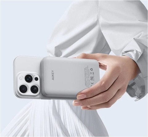 PB-MS04 White Qi2 PowerBank | 10000mAh | 20W | MagSafe PD PB-MS04 White Qi2 PowerBank | 10000mAh | 20W | MagSafe PD