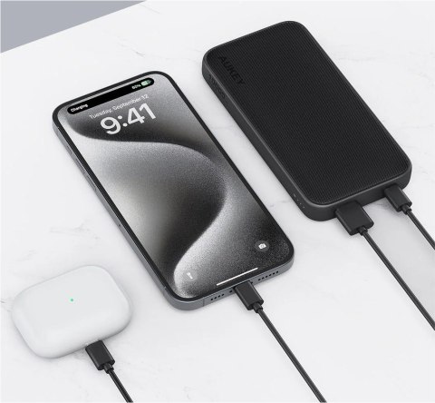 PB-Y46P PowerBank | 10000mAh | 20W | 2xUSB | kabel USB-C PB-Y46P PowerBank | 10000mAh | 20W | 2xUSB | kabel USB-C