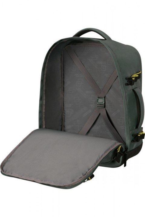 Plecak z kieszenią na laptopa 15.6 cali Take2Cabin M Ryanair dark forest Plecak z kieszenią na laptopa 15.6 cali Take2Cabin M Ryanair dark forest