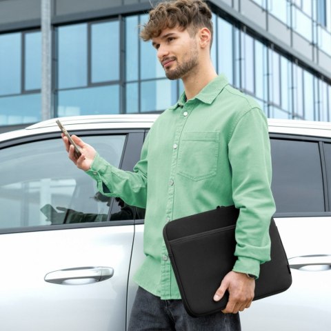 Etui neoprenowe na laptopa 14,1-15,6 czarne Etui neoprenowe na laptopa 14,1-15,6 czarne