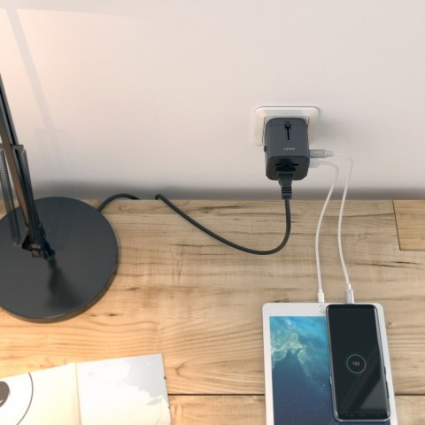 PA-TA01 Black uniwersalny podróżny adapter sieciowy 2xUSB+1xUSB C | 7.8A | pasuje w 150 krajach PA-TA01 Black uniwersalny podróżny adapter sieciowy 2xUSB+1xUSB C | 7.8A | pasuje w 150 krajach