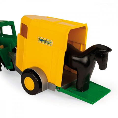 Farmer traktor z przyczepą na konie w kartonie Farmer traktor z przyczepą na konie w kartonie