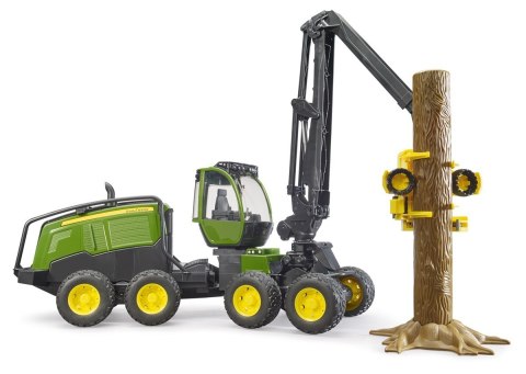 Harwester John Deere 1270G z konarem drzewa Harwester John Deere 1270G z konarem drzewa
